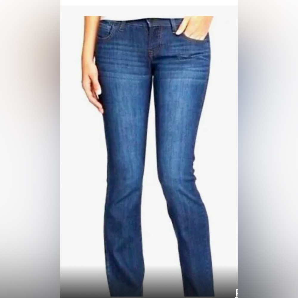 Old Navy women’s size 14, the diva straight leg denim jeans